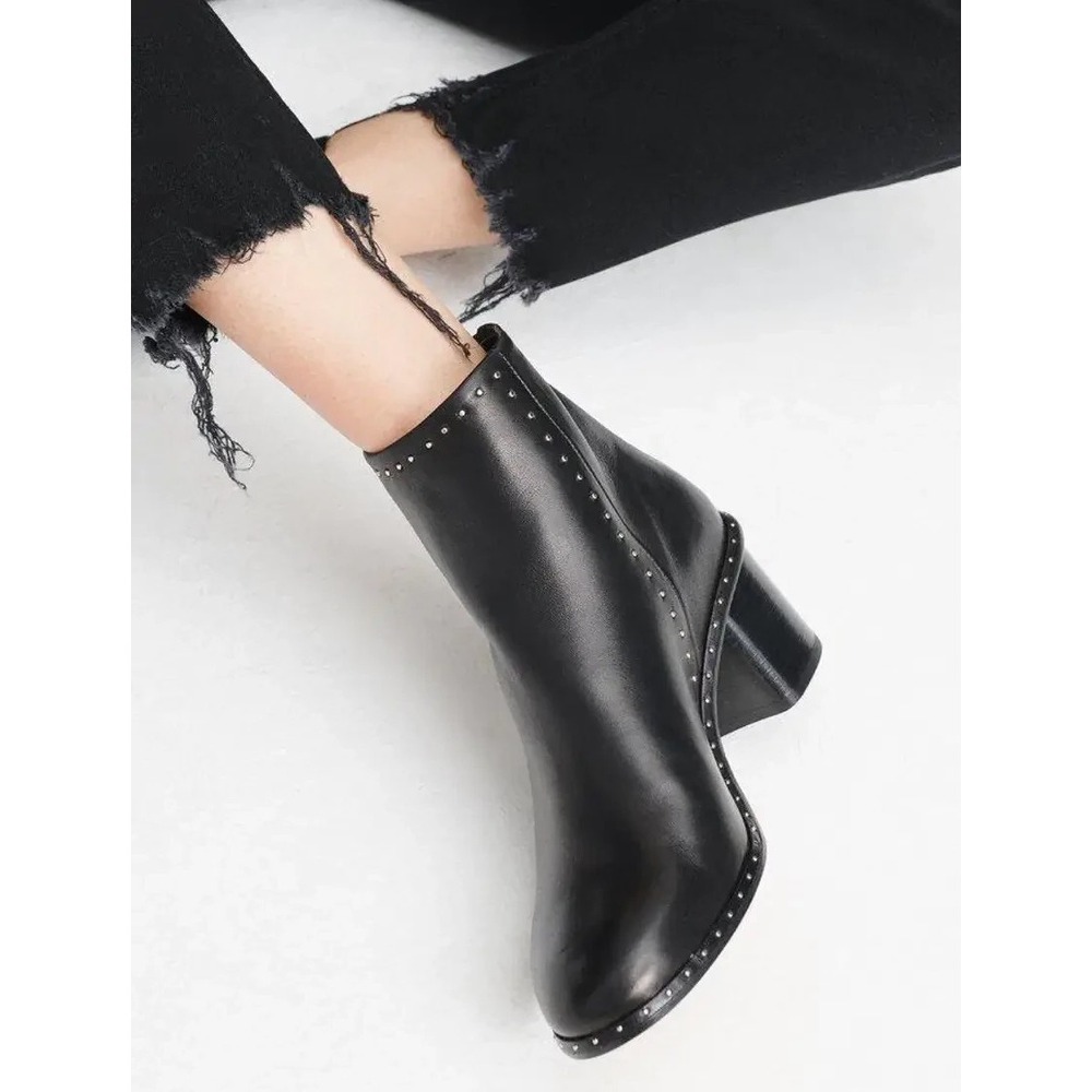 Rag & Bone Willow Stud Leather Boots In Black $550rt Italy Size: 39.5 (US 9)